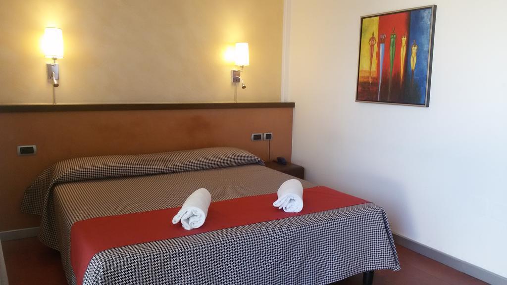 Hotel Bed&Business San Giovanni Teatino Ngoại thất bức ảnh
